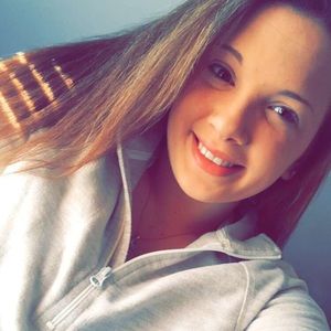 Meet your Posher, Rebecca
